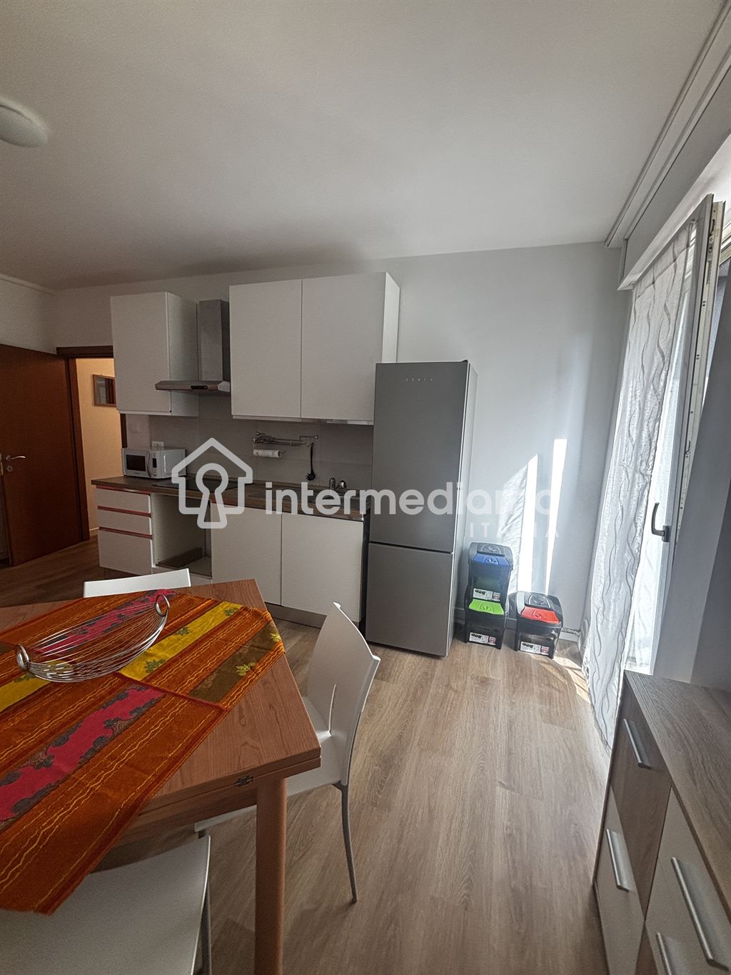 IN AFFITTO TRILOCALE IN VIALE DEI TIGLI - Appartamento Residenziale Riva del Garda